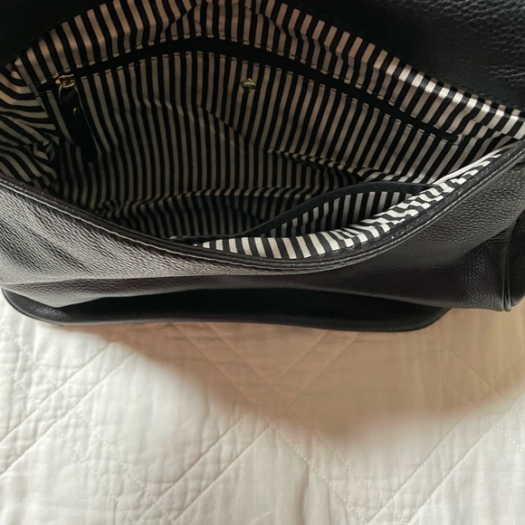 Kate Spade Crossbody - Picture 4 of 5